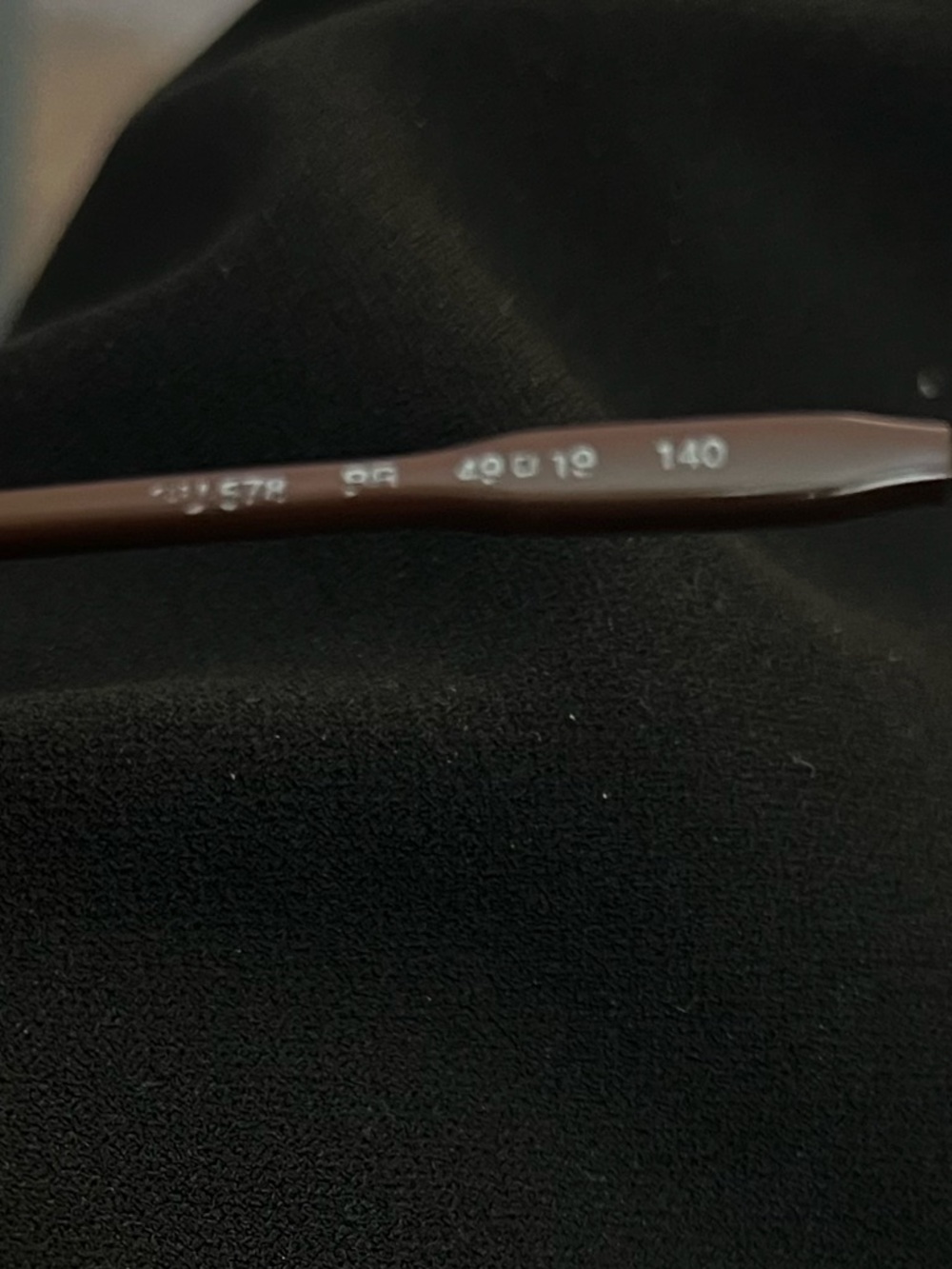 Guess 90’s Oval Sunglasses - Picture 7 of 8